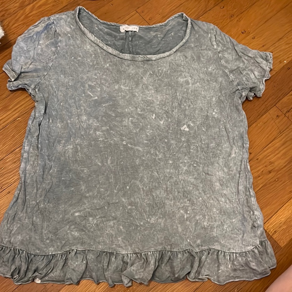 Socialite Gray Acid Wash Tshirt, Medium